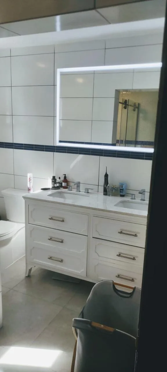 Double vanity — ocean-view home for sale in Terrazas de Vista Mar, San Carlos, Panama