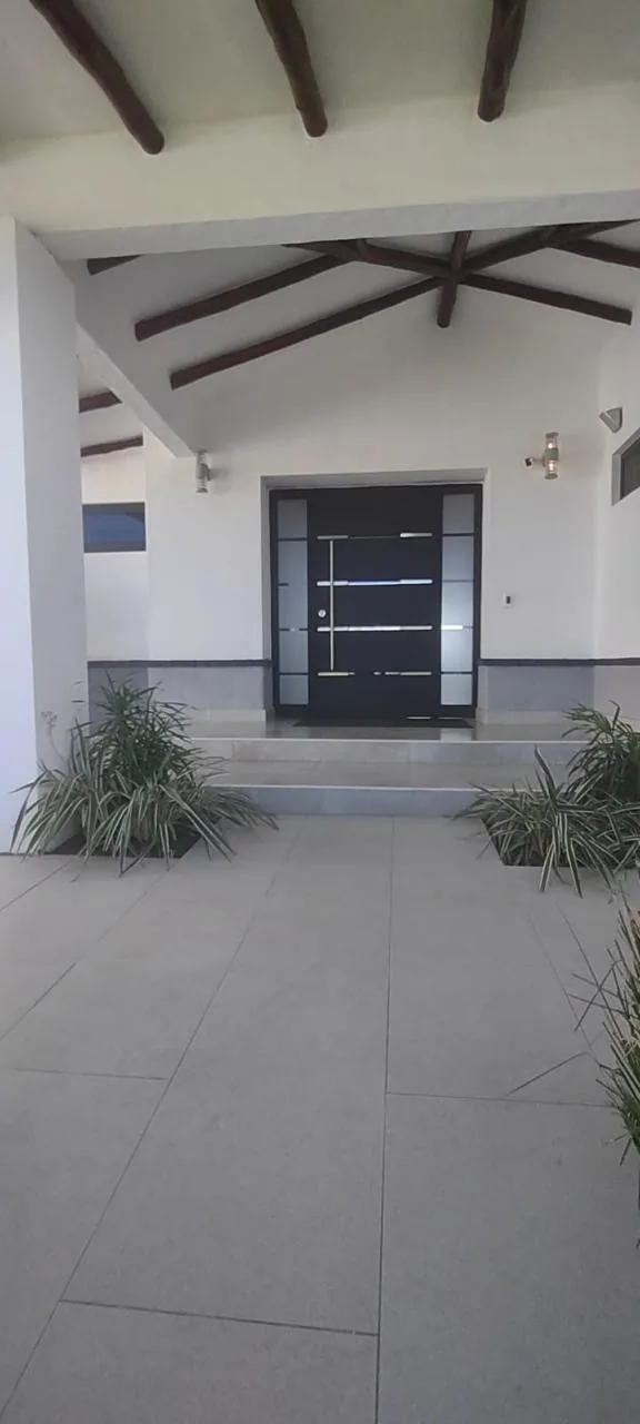 Covered entrance — ocean-view home for sale in Terrazas de Vista Mar, San Carlos, Panama