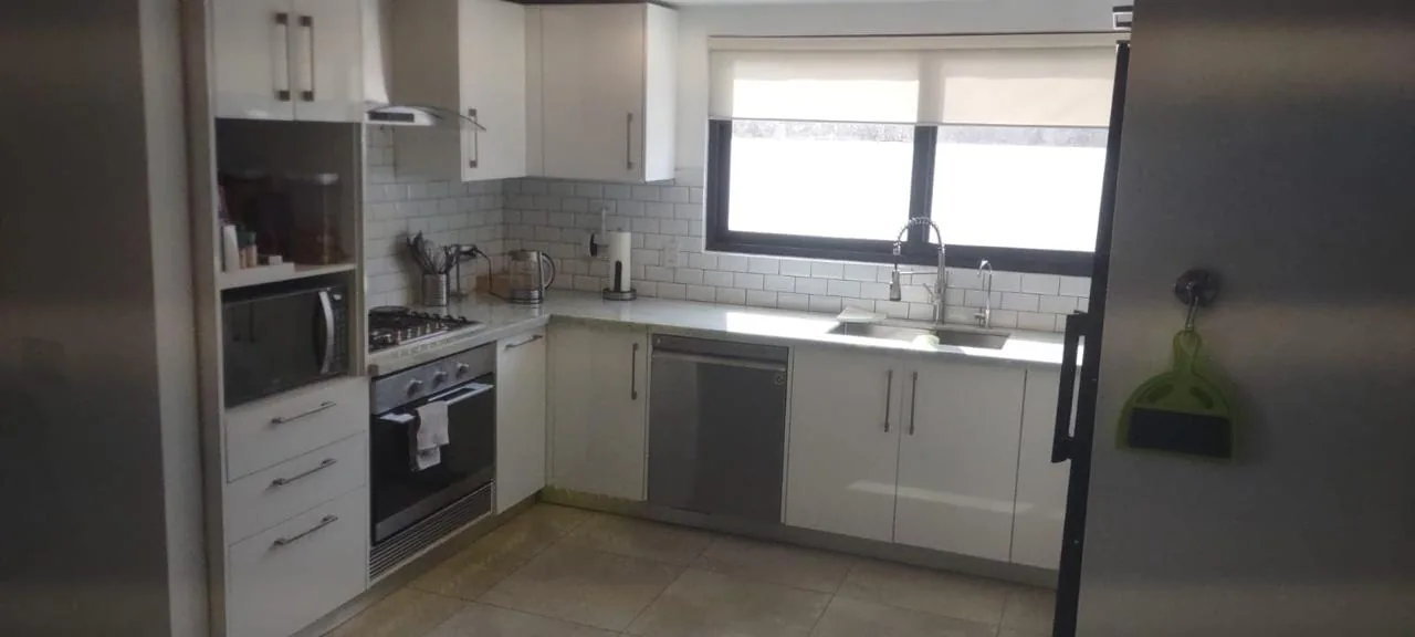 Designer kitchen — ocean-view home for sale in Terrazas de Vista Mar, San Carlos, Panama